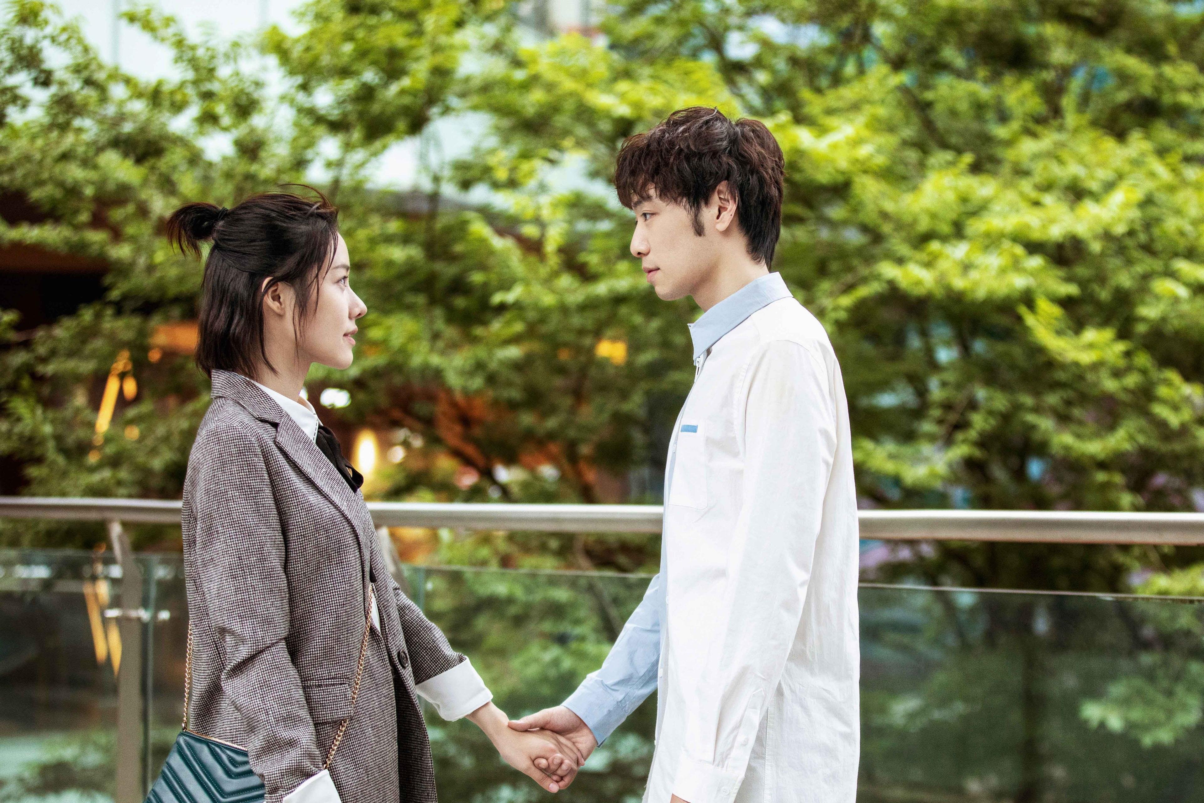 开云官方网-中甲联赛推动球员多领域发展计划支持退役转型，中甲联赛球员名单