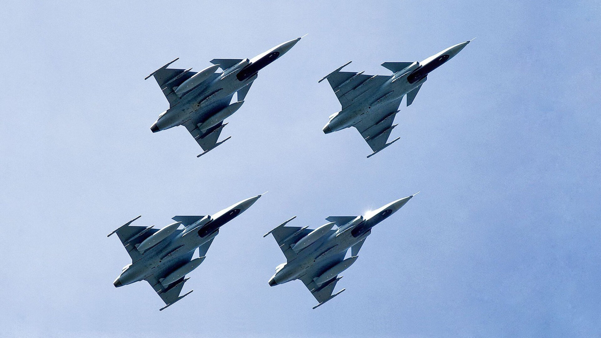 开云在线登入-法甲决战现场：明星纷纷战出竞技状态，法甲决赛全场视频回放